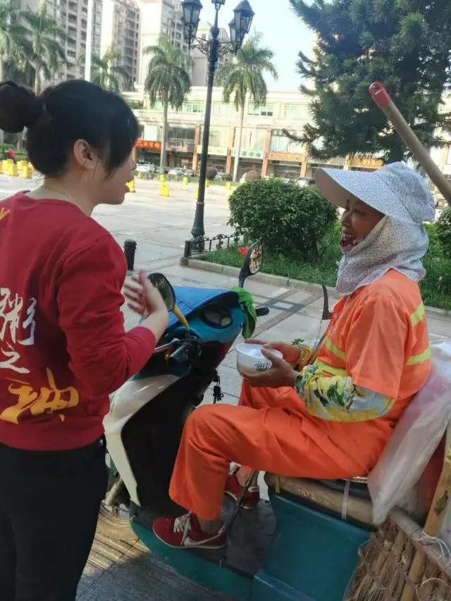 如轩砂锅粥——爱心活动